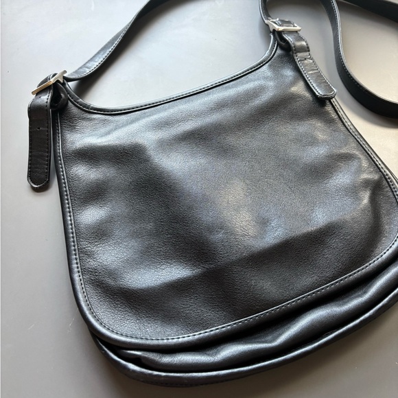 Giani Bernini Leather Flap Crossbody - Picture 2 of 11